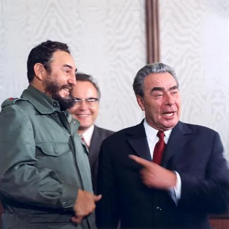Некоторые события культурной жизни 1953-2003. Кадр 15