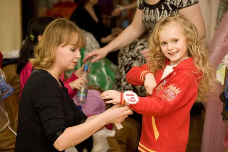 Best child model - backstage. Кадр 2