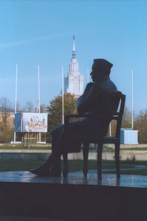 Monuments. Кадр 4