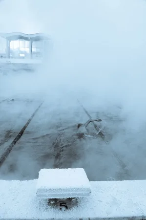 Moscow. Swimming pool. Frost. Кадр 8