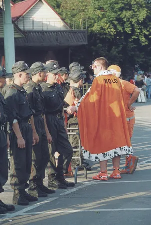 Болельщики. Кадр 12