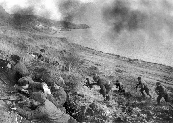 Крымская весна. Год 1944. Кадр 9