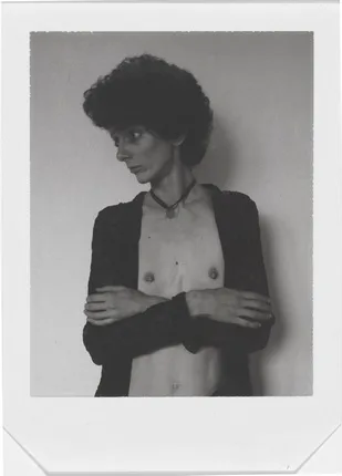 Polaroids. Кадр 6