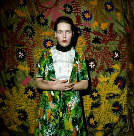 Antifashion. Кадр 1