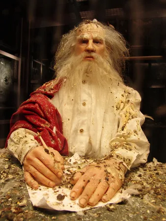 Closer to the body. Russian costume in photographs XIX — XXI centuries. Кадр 22