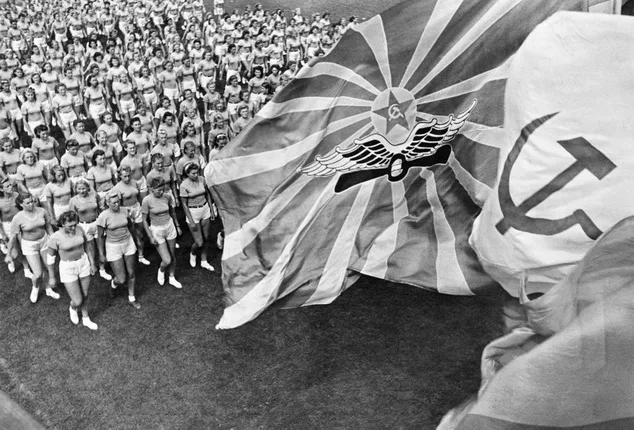 1945-1959. Эпизод 4-й. Кадр 2