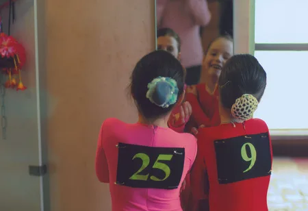 Dance, dance, dance. Кадр 10