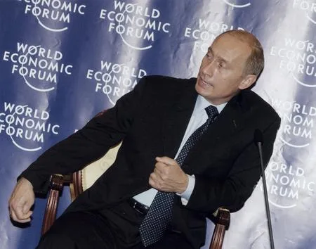 On the Poster. Кадр 2