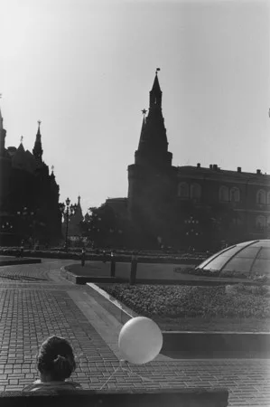Одни. Кадр 10