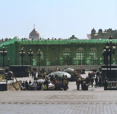 Манеж 2003-2004. Кадр 7