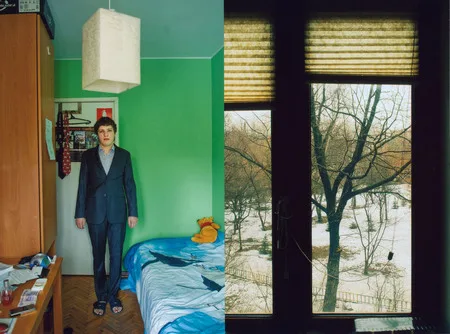 Москва inside/outside. Кадр 1