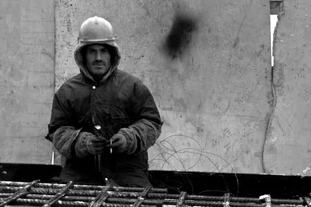 Люди труда на стройках Москвы. Кадр 6