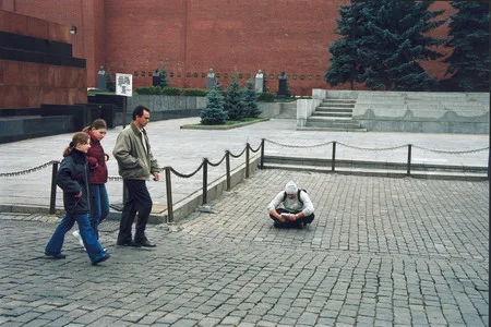 The Red Square. Кадр 4