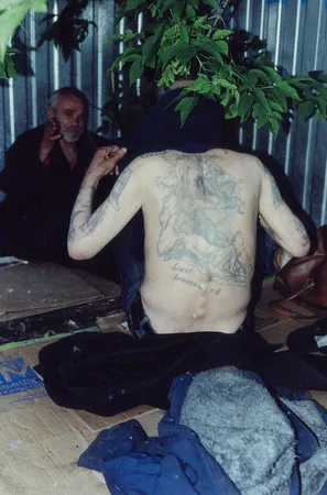 The old (Totalrealism). Кадр 5