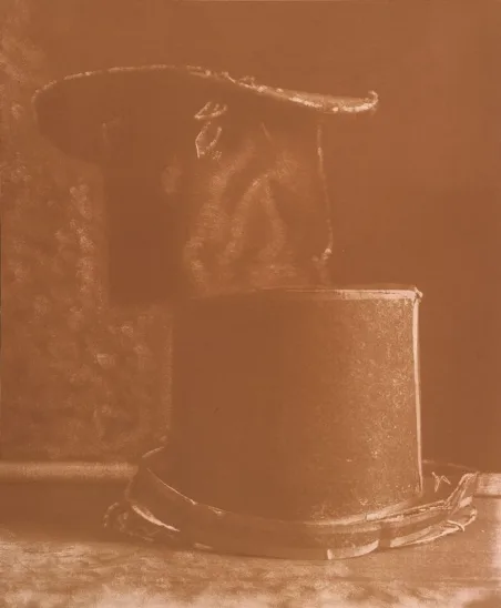 An experience of amusing chemistry, Photographs 1890 to 1990. Кадр 6