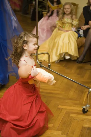 Best child model - backstage. Кадр 8