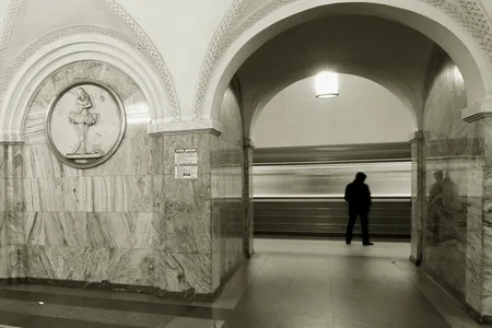 Ring subway line had been closed 55 years ago. Кадр 10