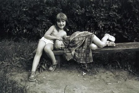 Photos for memory. Кадр 2