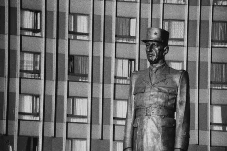 Лица города. Кадр 7