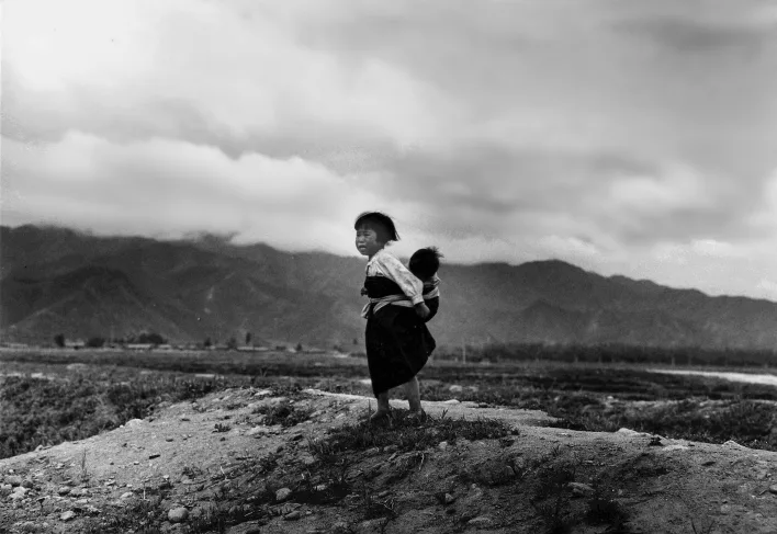 Films and Photographs. Кадр 2