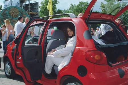 Миниавтомобиль-2005. Кадр 17