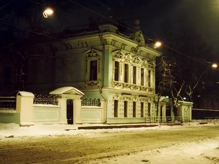Light and Color. Кадр 4