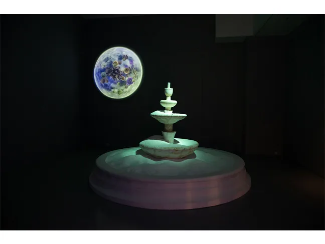 Mushroom Fountain and Heavenly Petri Dish. Кадр 1