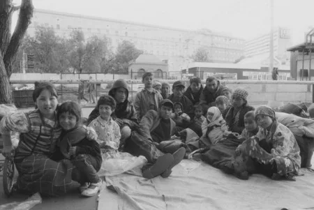 Лицо другой национальности. Кадр 10