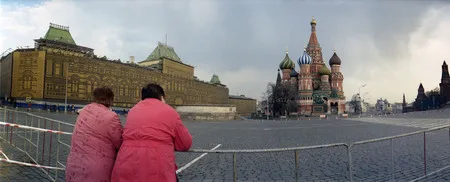 People in different. Кадр 3