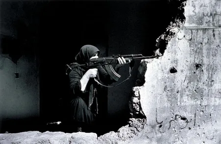 Годы войны. 1972-1997. Кадр 4