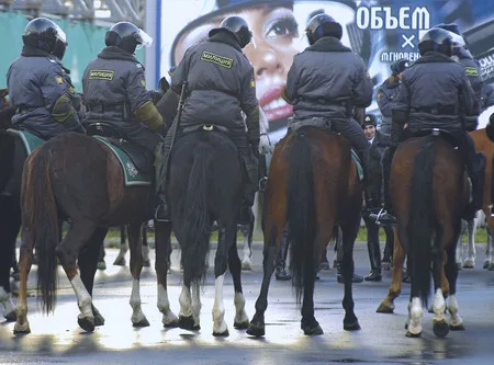 Moscow in epaulets. Кадр 3
