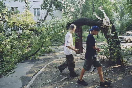 The disaster has arrived into Moscow. Кадр 9