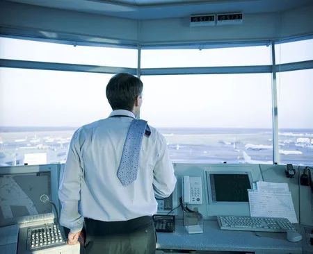 Instead of God (air traffic controllers). Кадр 5