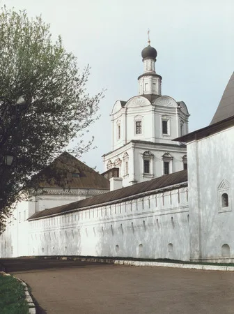 Дорога к храму. Кадр 2