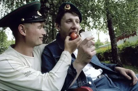 Idle holidays. Кадр 13