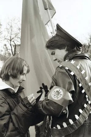 About flags and People. Кадр 2