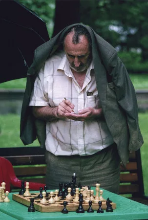 Seance of master Evgenie Gika in Luzhniki. Кадр 4