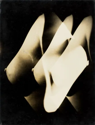 Модернизм в японской фотографии. 1930-е. Осаму Сиихара. Кадр 5