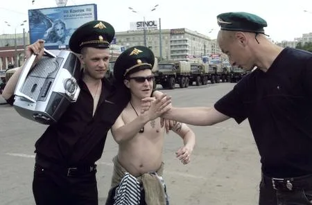 Idle holidays. Кадр 11