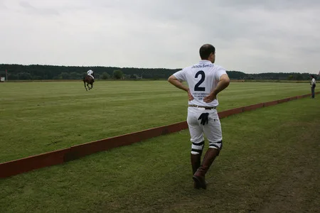 Polo on Russian field. Кадр 2