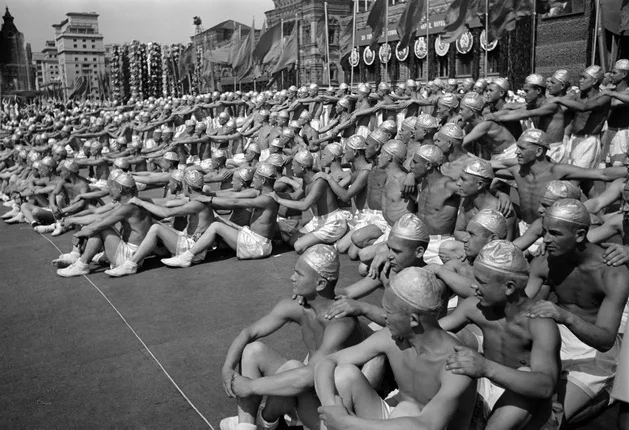 1945-1959. Эпизод 4-й. Кадр 3