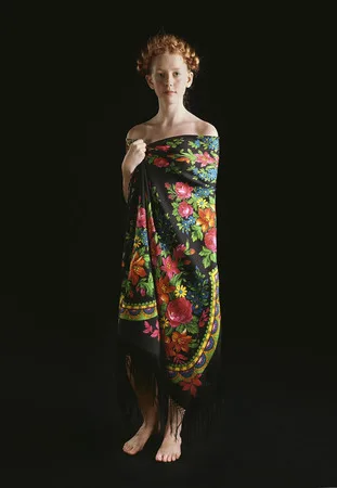Closer to the body. Russian costume in photographs XIX — XXI centuries. Кадр 24