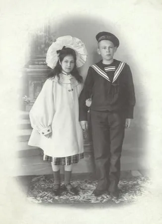 Children’s fashion 100 years ago. Кадр 6