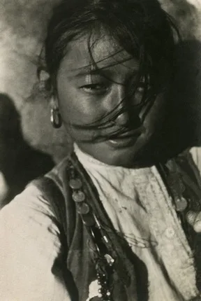 Concentration of the Image. 1920s — 1940s. Кадр 5