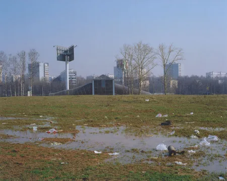 Spring. Suburban landscape. Кадр 3