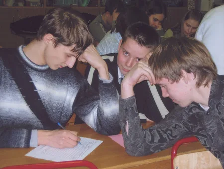 Children and tutors. Кадр 9