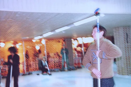 Curling and the road. Кадр 1