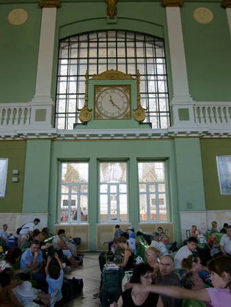 Kievskiy station, July 2008. Кадр 6