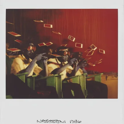 Polaroids. Кадр 1
