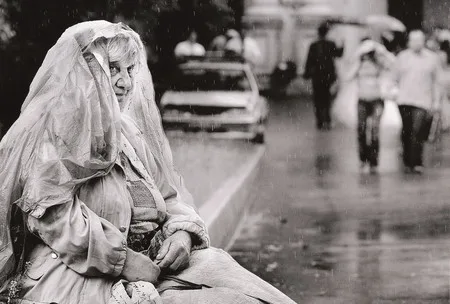 Without umbrella. Кадр 3